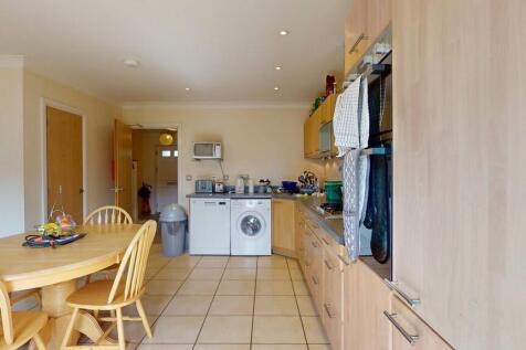 Kitchen- Angle 2