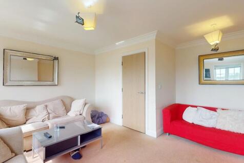Living Area - Ang...
