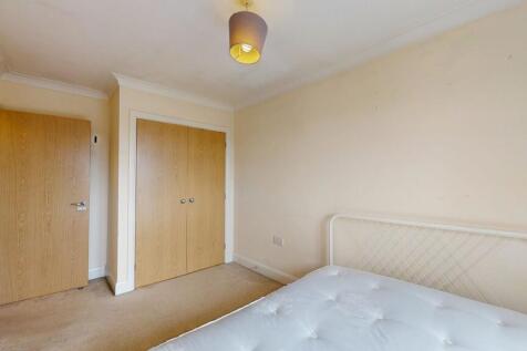 Bedroom 3 - Angle...