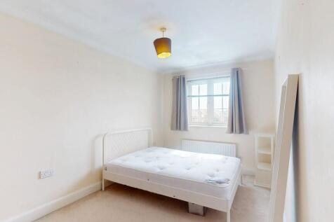 Bedroom 3 - Angle...