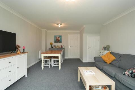 Dining Lounge