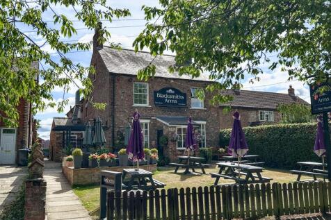 Village Pub