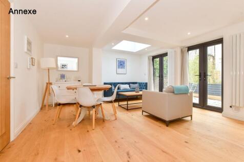 Annexe Kitchen/Dining/ Living Room