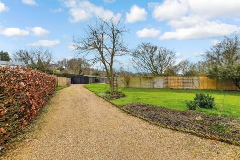 Driveway/Parking