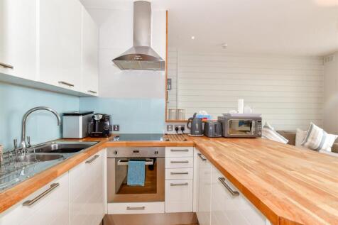 Kitchen/Lounge
