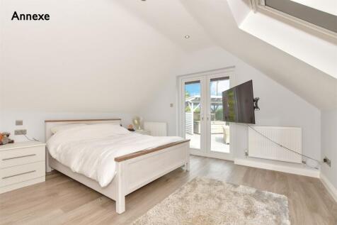 Annexe Bedroom 1
