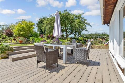 Patio / Decking