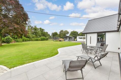 Patio / Decking