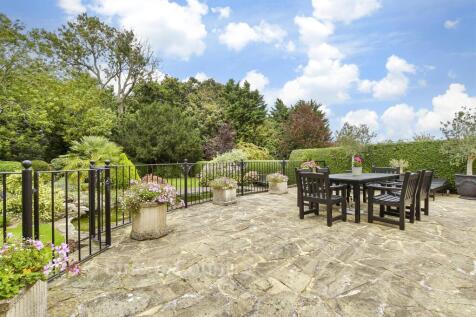 Patio / Decking