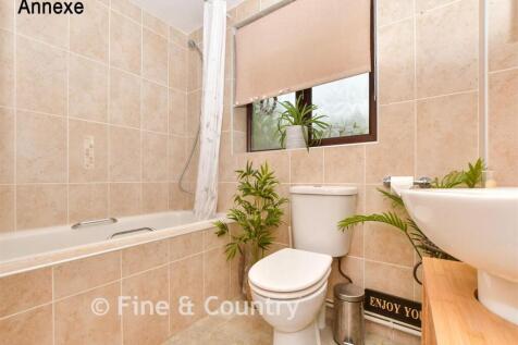Annexe Bathroom