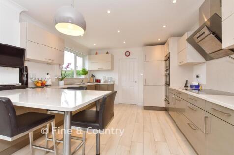 Kitchen/ Breakfast Room