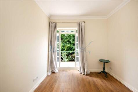Prncipal Bedroom
