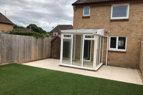 21 Roman Way rear garden 3.jpg