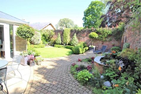 Enclosed Rear Garden