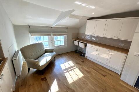 Kitchen/Living Room