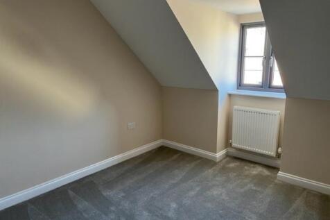 Bedroom 4.jpg