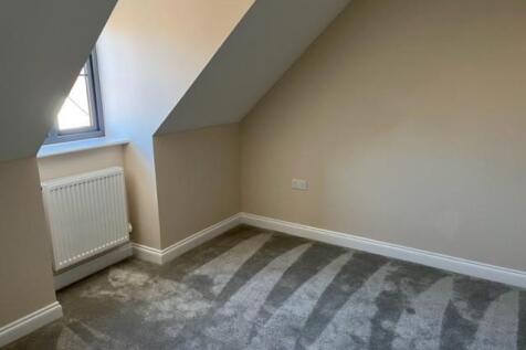Bedroom 5.jpg