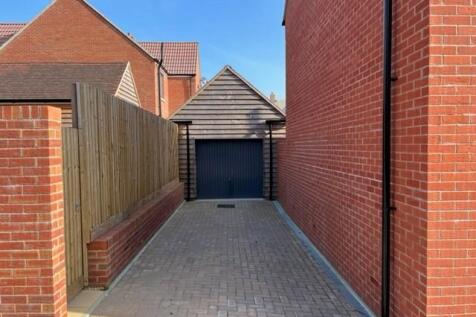 Single garage and parking.jpg
