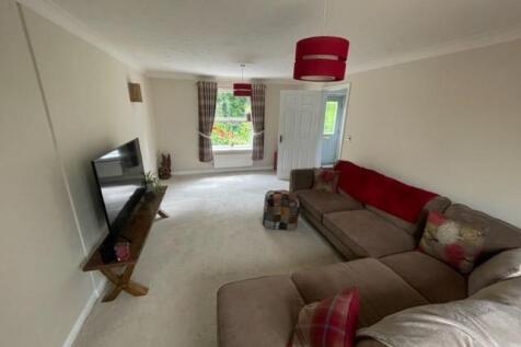 Living Room 4.jpg