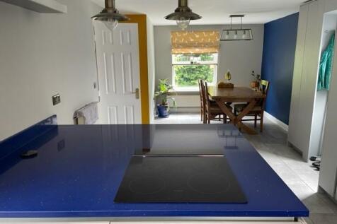 Kitchen 9.jpg