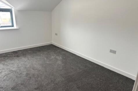 Bedroom 1 - 2