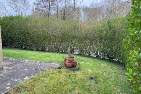 Garden side.jpg