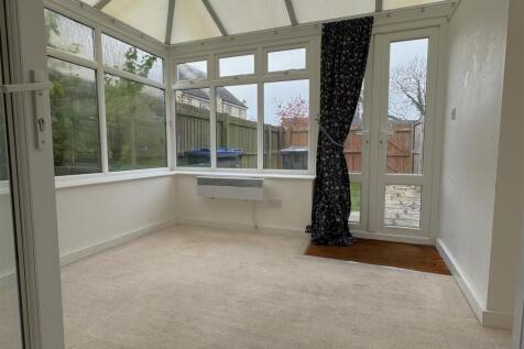 Conservatory/Dining Room
