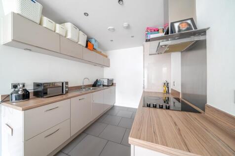 Reception/Kitchen