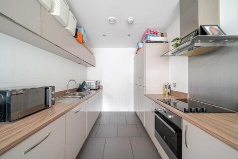 Reception/Kitchen