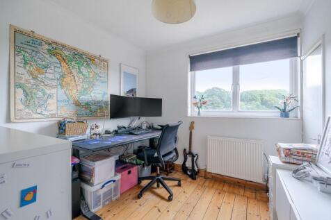Study/bedroom