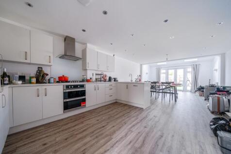 Reception/Kitchen