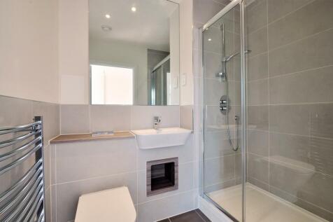Master Bedroom En-Suite
