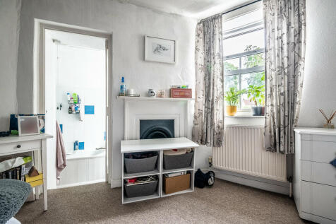 Mascott Cottage -...