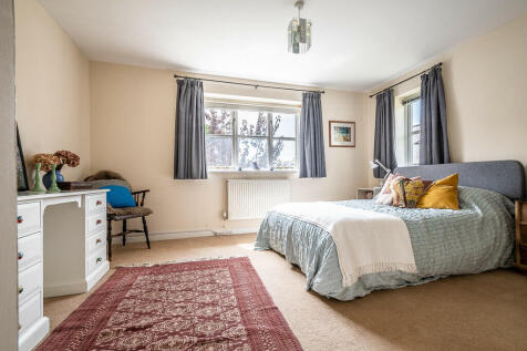 15 The Grange - W...