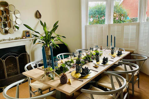 The Shrubbery Top...