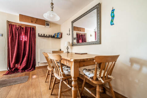 1 Rose Cottages -...