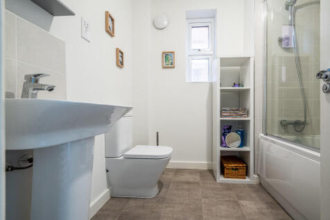  Savoy Street - W...
