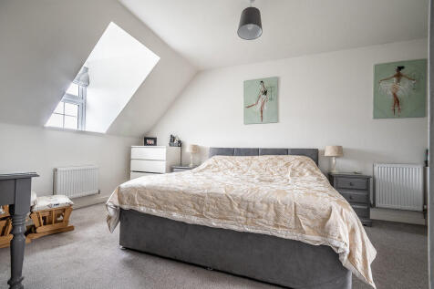  Savoy Street - W...