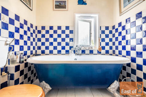Victoria House - ...