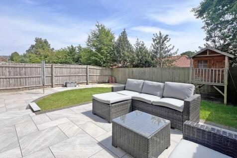15 Garden b