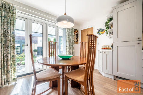 25 Carrick Mill -...