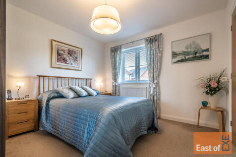 25 Carrick Mill -...