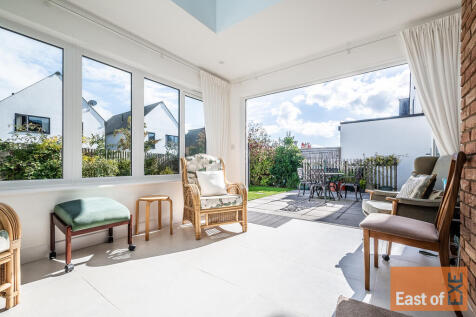 5 Catherines Clos...