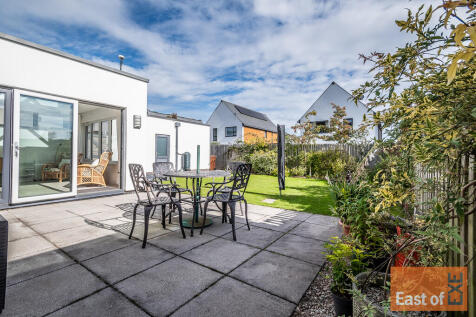 5 Catherines Clos...