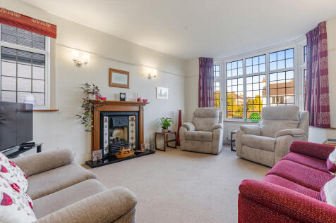 A12 - 7 Maryfield...