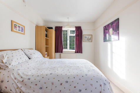 A24 - 7 Maryfield...