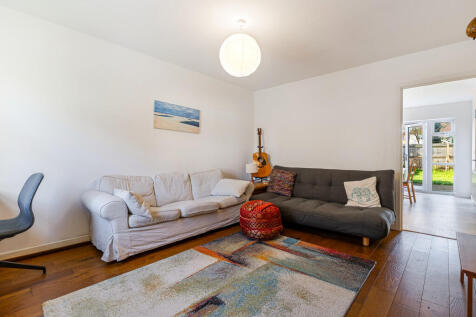 A06 - 7 Strawberr...