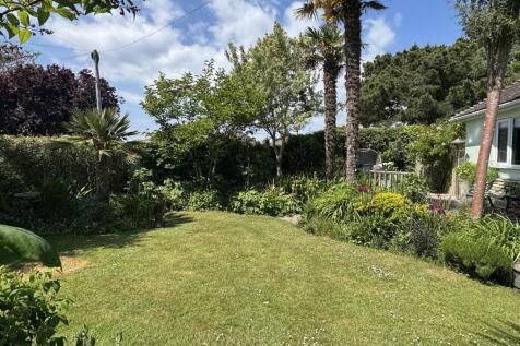 FRONT GARDENS