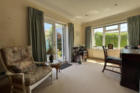 BEDROOM 3 / SITTING ROOM