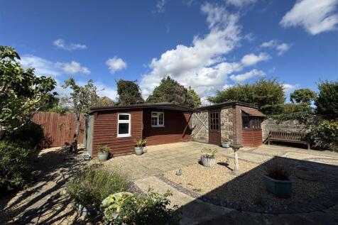 OUTBUILDINGS 1